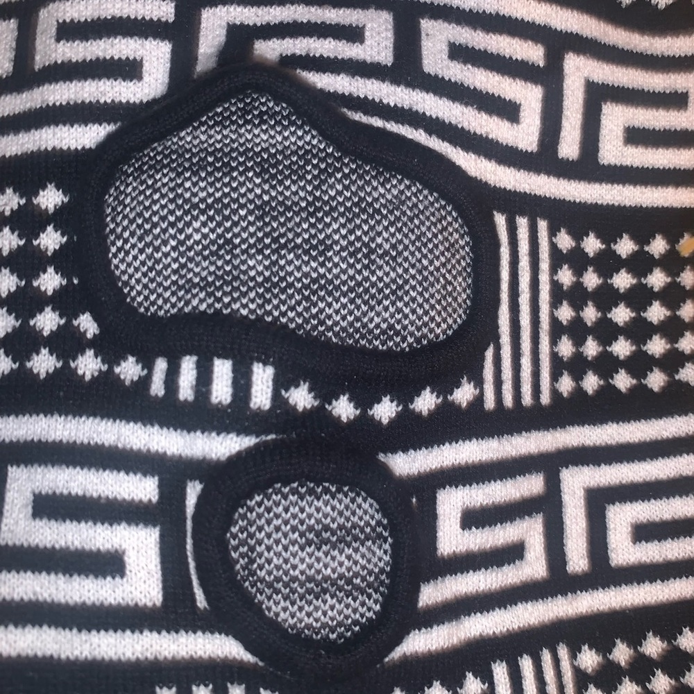MONOGRAM" Ski Mask by Rocksmith
00259 Like NEW! - Picture 5 of 5